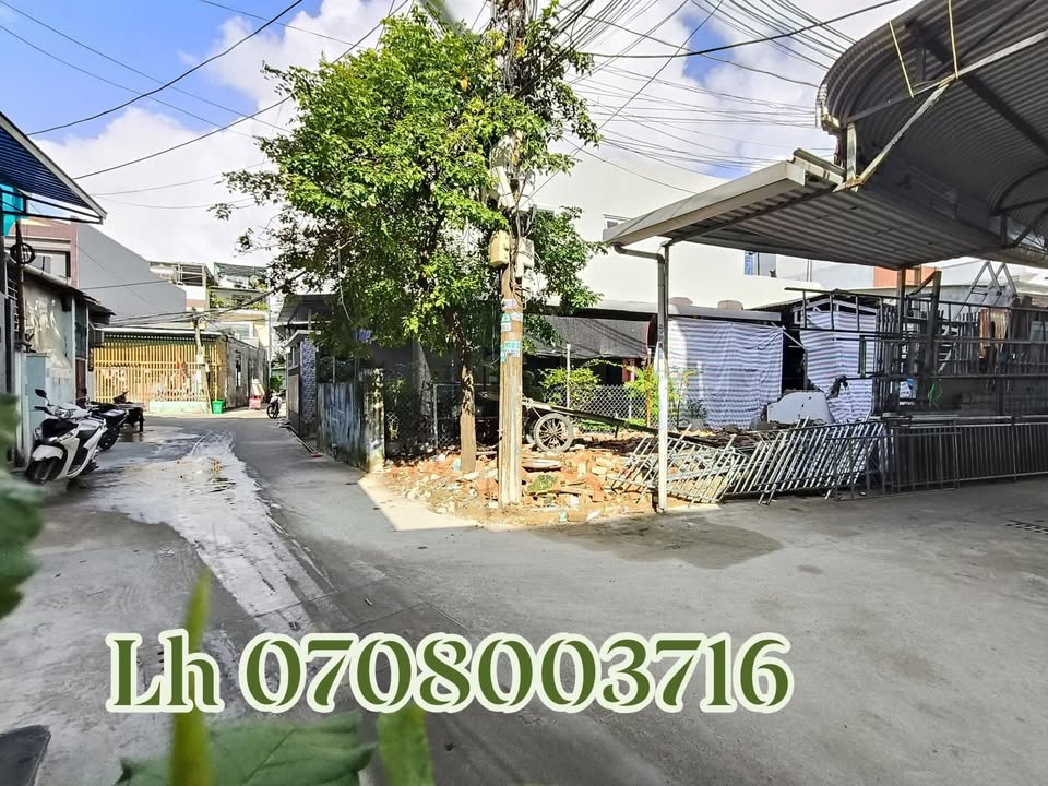 Bán đất 2 mặt tiền Lê Tấn Trung, Thọ Quang 65m² giá 4.5 tỷ - Khu dân cư sầm uất!