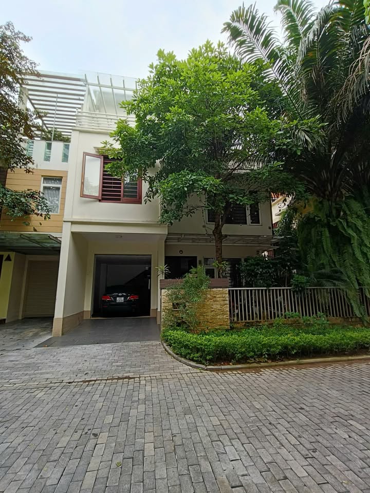 Biệt Thự Palm Việt Hưng Long Biên 4PN giá 31 triệu - Full nội thất cao cấp