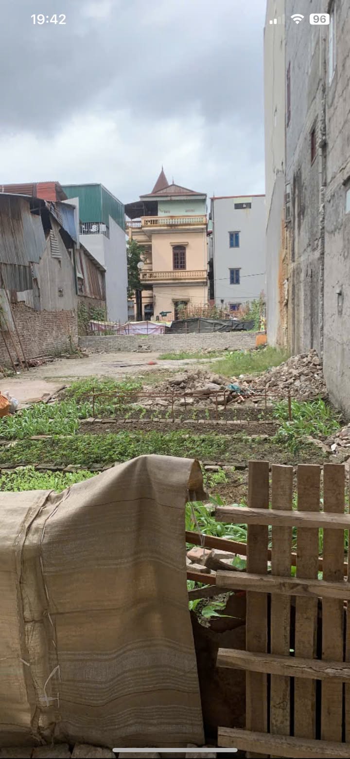 Đất nền Hương Mạc Từ Sơn 100m² giá 3 tỷ - Đường ô tô tránh nhau