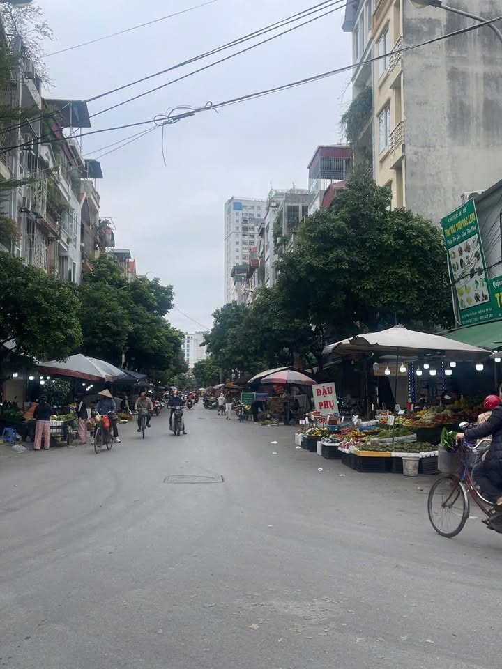 Nhà FrontHouse Ngô Thì Nhậm, Hà Đông 40m² giá 12 tỷ - Đầu tư sinh lời ngay!