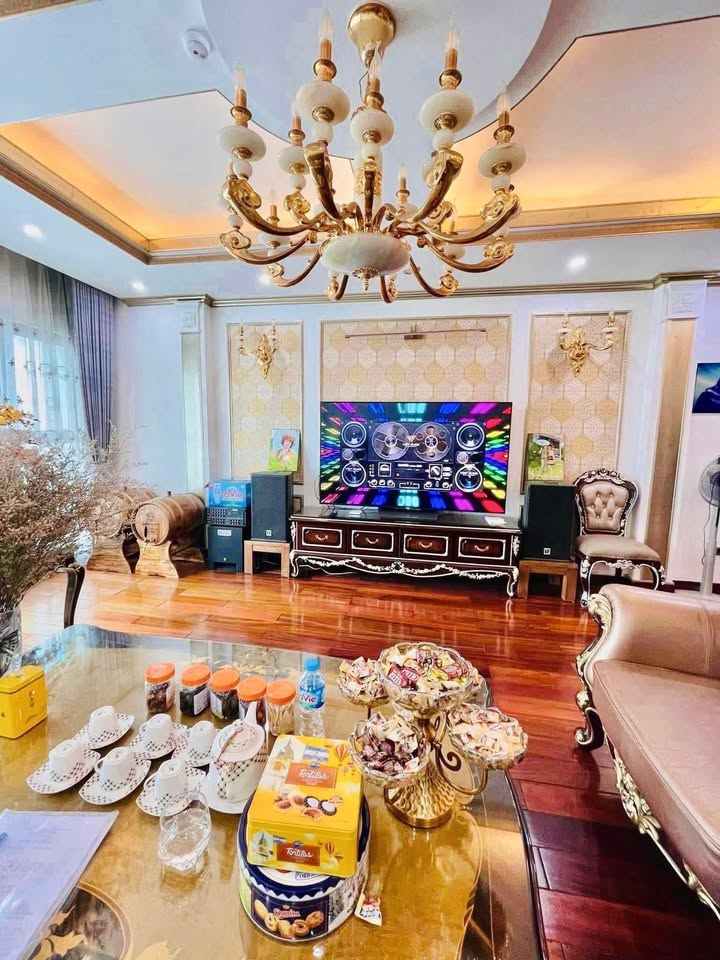 Nhà riêng Liễu Giai, Ba Đình 38m² giá 10 tỷ - Ô tô dừng đỗ 24/24!