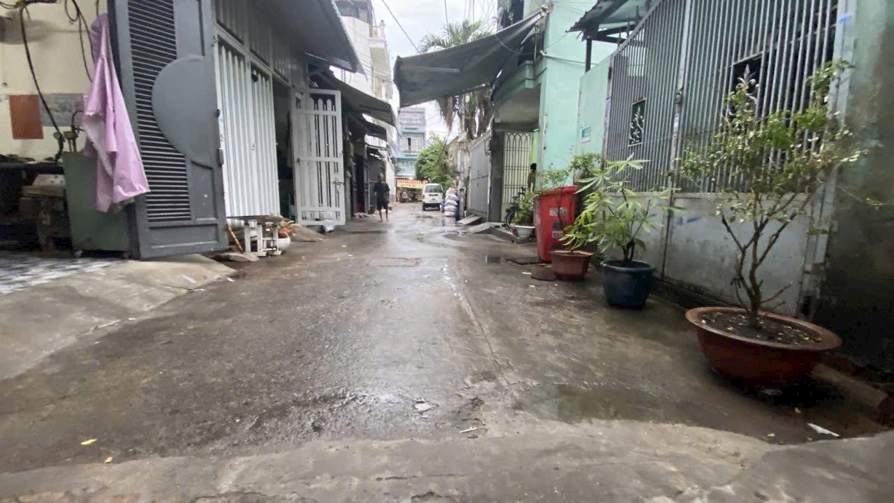 Căn hộ 90m² Tân Phú giá 6 tỷ - Phù hợp xây CHDV, hẻm xe hơi