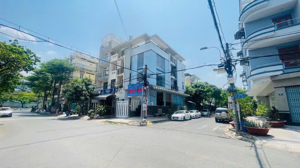 Nhà góc 2 mặt tiền đường 42, Tân Tạo 81m² giá 12.8 tỷ - Kinh doanh tốt