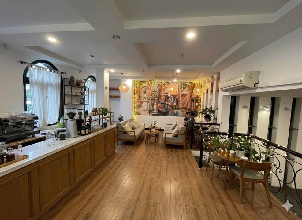 Cho thuê nhà mặt tiền đường 3/2, Hải Châu 82m² giá 25 triệu - Kinh doanh đa ngành nghề!