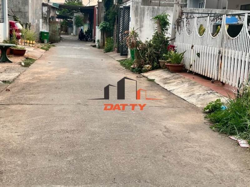 Bán đất hẻm 70 Y Wang, Buôn Ma Thuột 156m² giá 2.85 tỷ - Đầu tư sinh lời ngay!