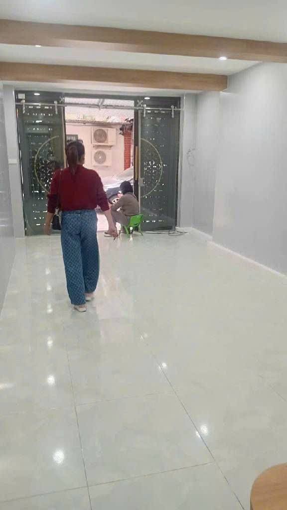 Căn hộ Tập thể Nghĩa Tân Cầu Giấy 29m² - Kinh doanh đỉnh, dòng tiền ổn định!