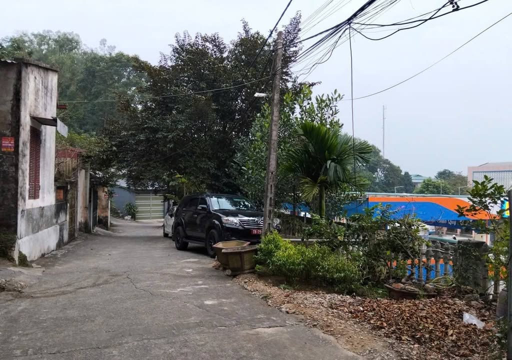 Đất mặt tiền Bà Triệu, Hàm Rồng 394m² giá chỉ 2 tỷ - Cơ hội đầu tư tuyệt vời!