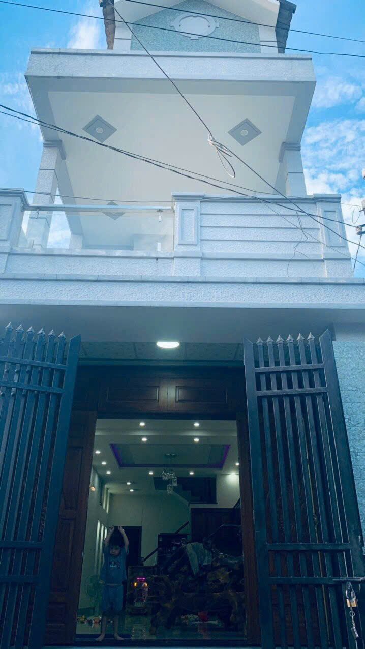 Nhà riêng Trảng Dài, Biên Hòa 75m² giá 2.99 tỷ - Sổ riêng thổ cư, thiết kế hiện đại!