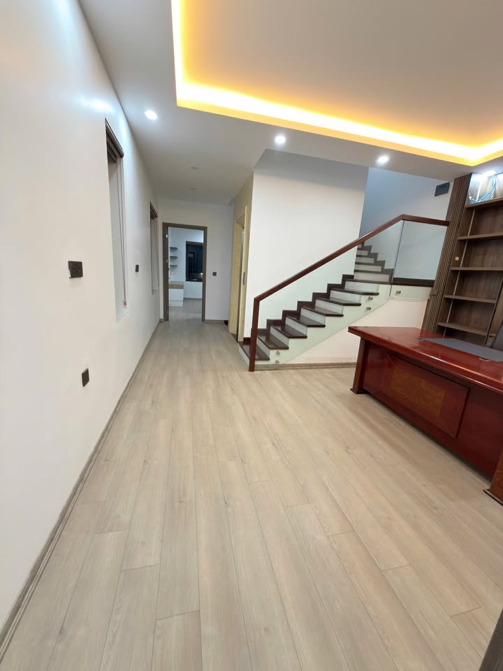 Nhà 3 tầng Bắc Cường 100m² giá 6.6 tỷ - Thiết kế hiện đại, đầy đủ nội thất