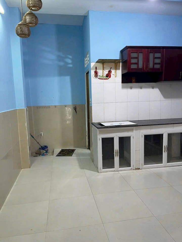 Cho thuê nhà nguyên căn Hẻm 158 Phạm Văn Chiêu 48m² giá 7.5 triệu - Phù hợp gia đình và kinh doanh online!