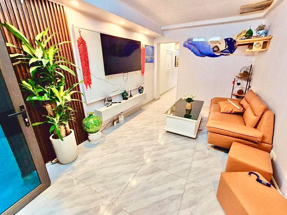 Căn hộ Tập thể Mai Động Hoàng Mai 18m² giá 3.68 tỷ - Tặng full nội thất!