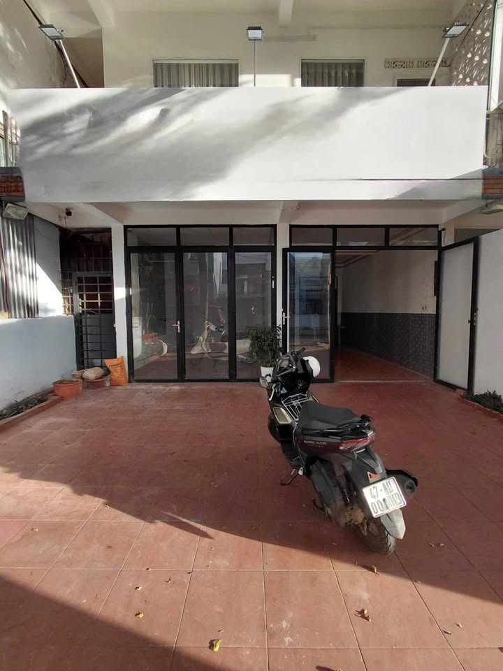 Cho thuê mặt bằng kinh doanh tại Tân Lợi BMT 140m² - Mặt tiền rộng, phù hợp mở Spa, Yoga!