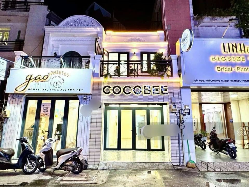 FrontHouse cho thuê đường Nguyễn Trọng Tuyển, quận Phú Nhuận, 63m² - Vị trí đắc địa cho kinh doanh!