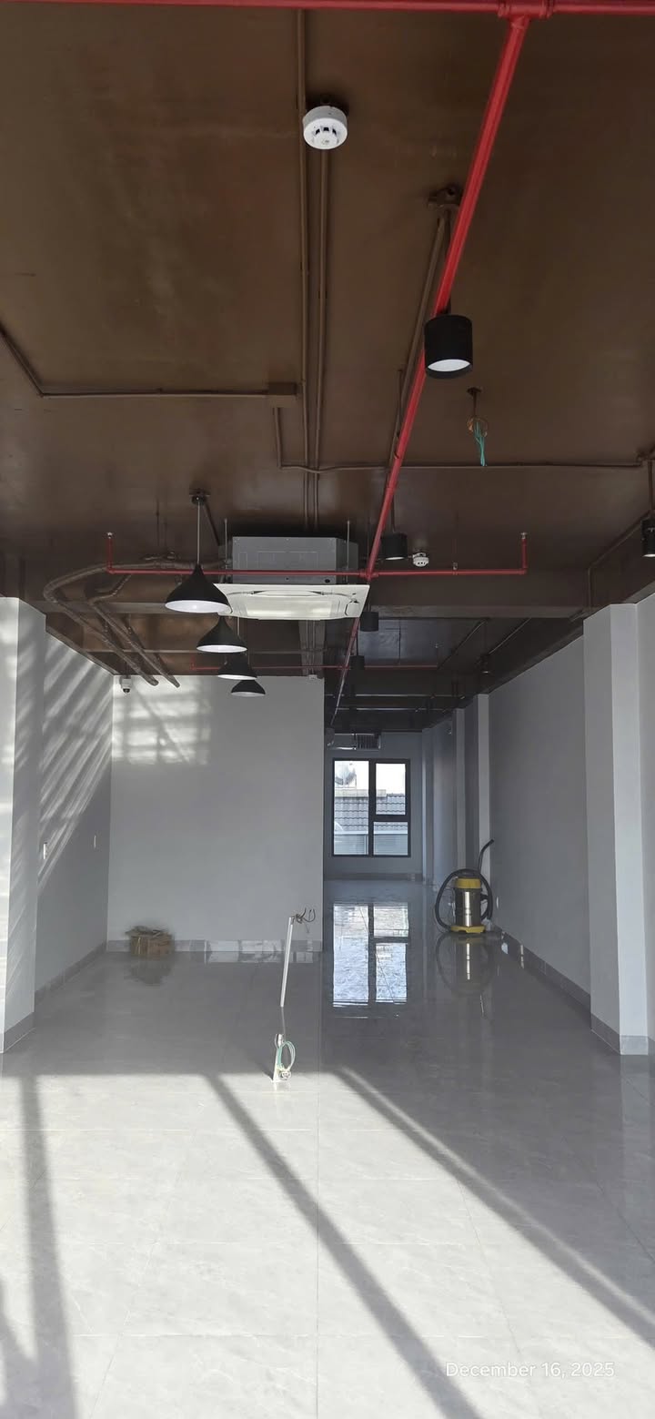 Nhà phố mặt tiền Lê Trọng Tấn, Tân Phú 82m² - Cho thuê giá 65 triệu/tháng!