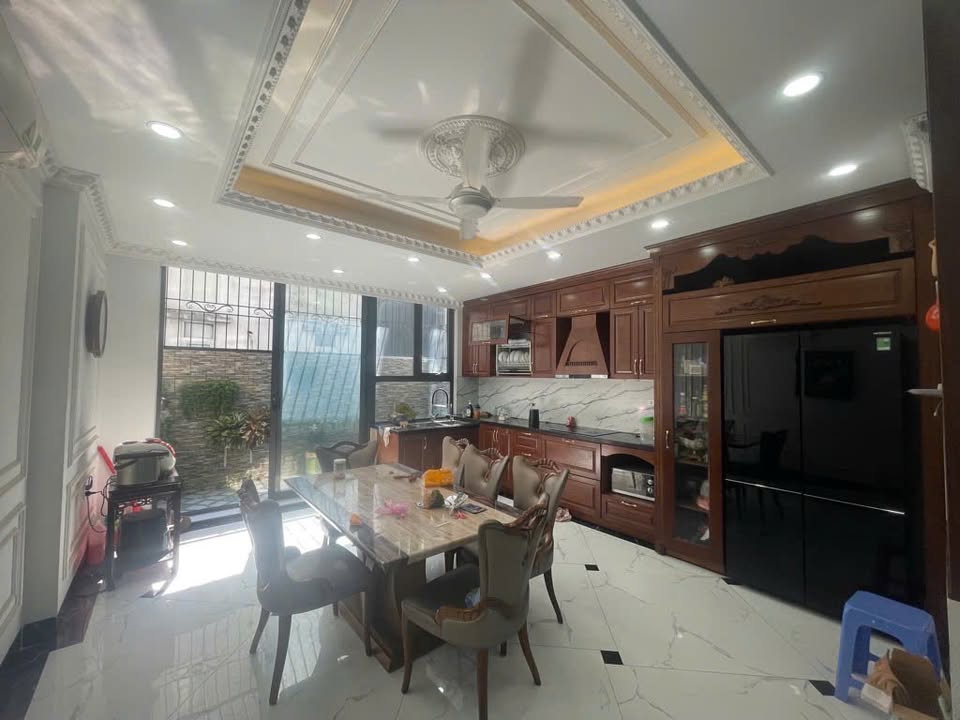 Nhà Phùng Khoang - Trung Văn 40.6m² giá 8 tỷ - Sổ đỏ chính chủ, tặng nội thất!