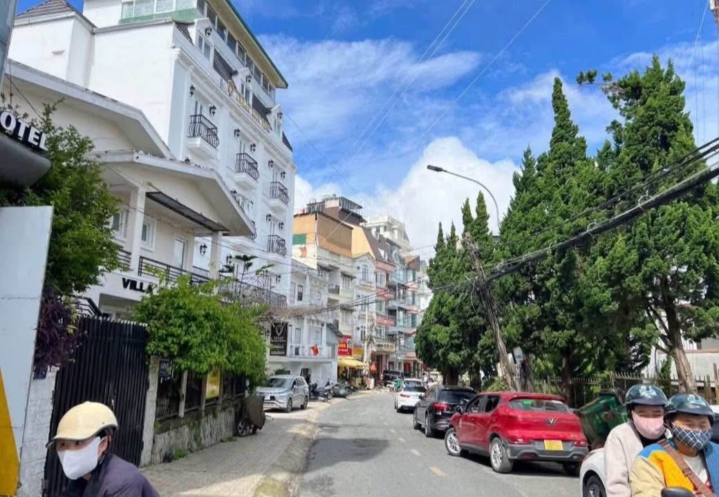 Nhà mặt tiền Phan Như Thạch Đà Lạt 44m² giá 9.8 tỷ - Đầu tư sinh lời ngay!