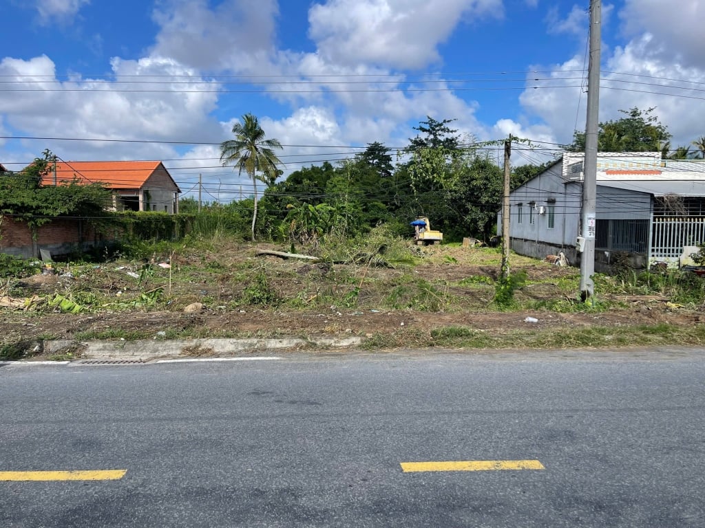 Đất ở đô thị Cái Vồn Bình Minh 700m² giá 12.5 tỷ - Đầu tư lý tưởng gần khu du lịch!