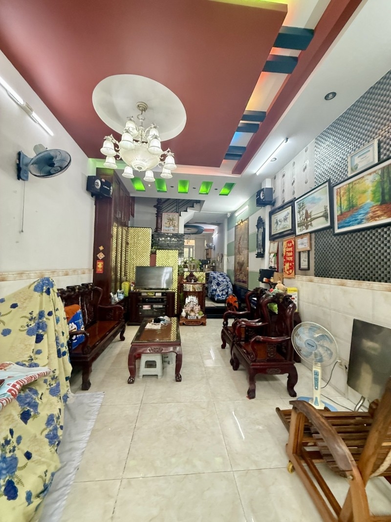 Bán nhà Trịnh Đình Trọng, Phú Trung 82m² giá 15 tỷ - Hẻm 5m, 4 tầng, 5PN