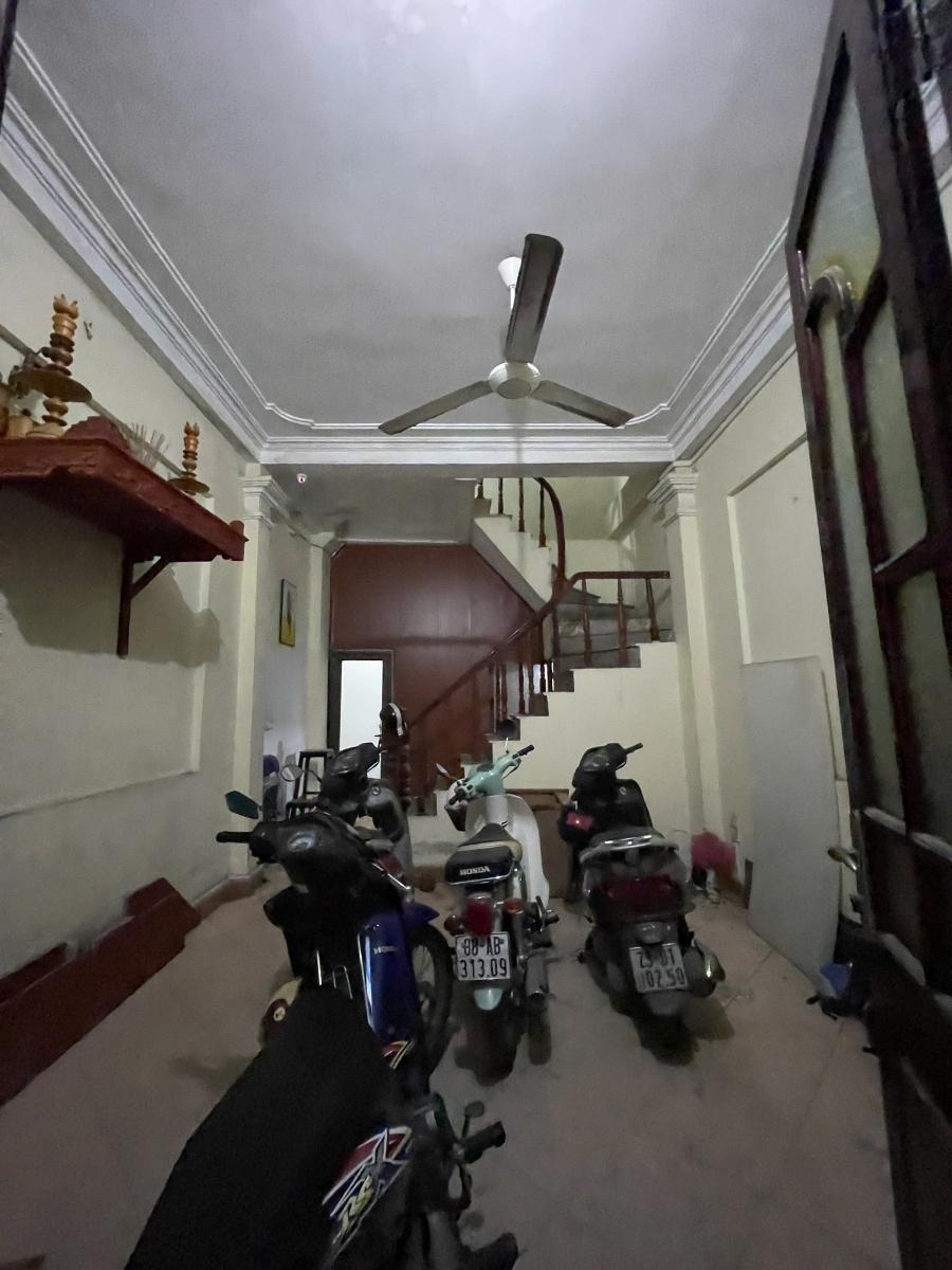 Nhà riêng Trần Bình, Cầu Giấy 33m² giá 7.38 tỷ - Ngõ ô tô thông thoáng, gần bệnh viện!