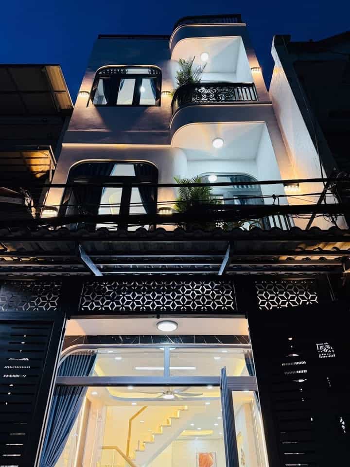 Nhà bán quận Bình Thạnh 54m² giá 3.5 tỷ - An ninh yên tĩnh, đầy đủ nội thất!