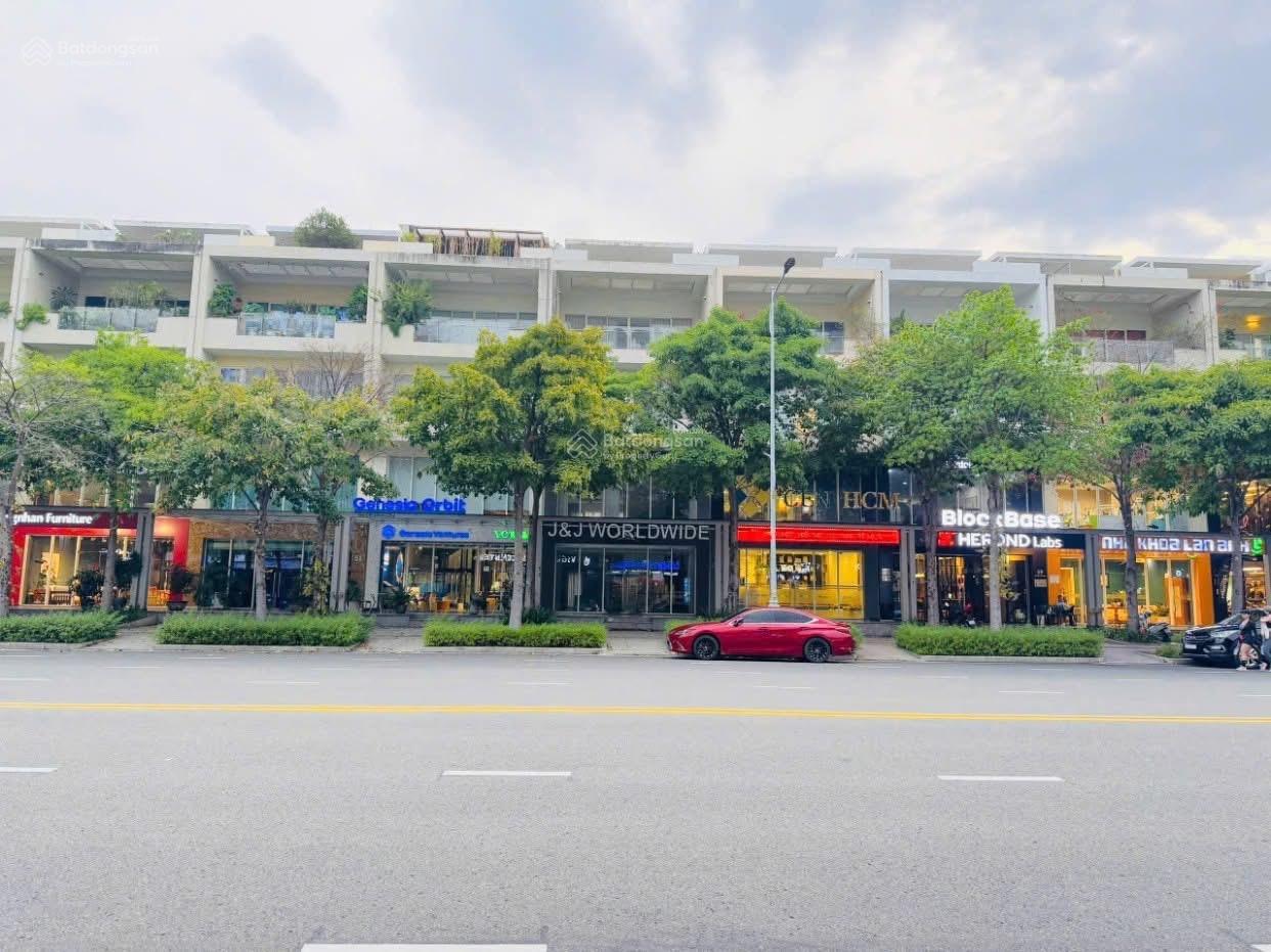 Shophouse cho thuê tại Sala, Quận 2, 700m² chỉ 168 triệu - Phù hợp kinh doanh ngay!