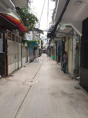 Nhà Hẻm Xe Hơi 404 Nguyễn Đình Chiểu, Quận 3 - Vị trí trung tâm, sẵn sàng vào ở!