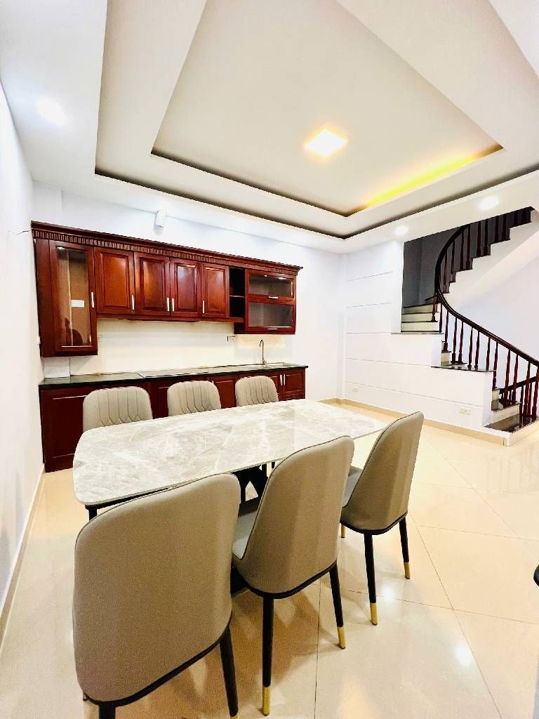 Nhà đẹp phố Ngọc Hà, Ba Đình 55m² giá 15.2 tỷ - Vị trí đỉnh, ngõ thông ba gác!