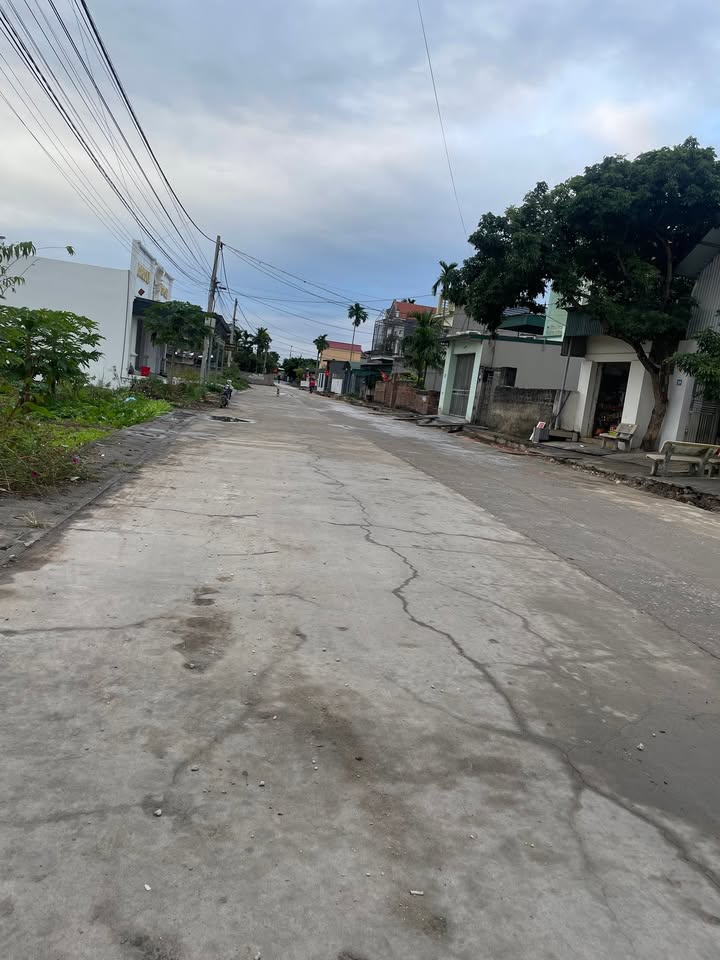 Bán gấp lô góc biệt thự Thượng Thông, Đông Triều 263m² giá chỉ 2 tỷ!