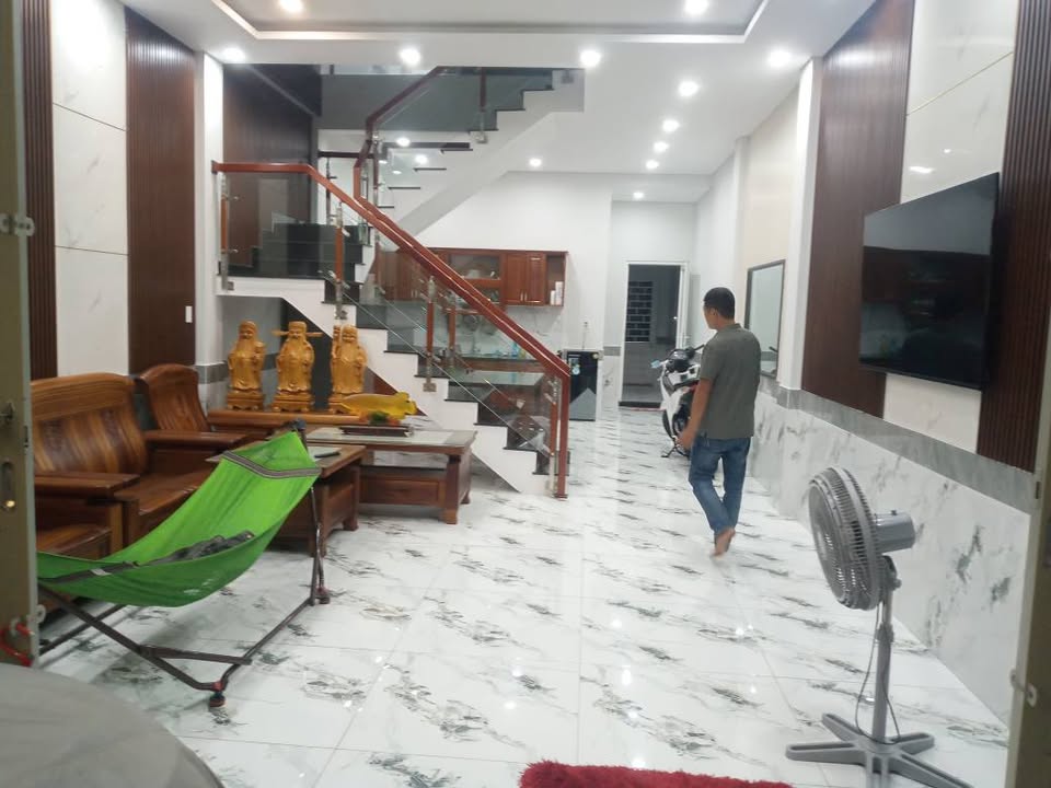 Nhà mặt tiền đường Nguyễn Hàm Ninh, Hòa Xuân, Cẩm Lệ 150m² giá 5.7 tỷ - Vị trí đắc địa, an ninh tốt!