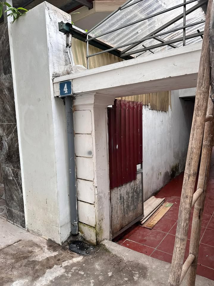 Nhà cấp 4 cho thuê tại Bắc Từ Liêm 75m² - Phù hợp cho gia đình và làm kho