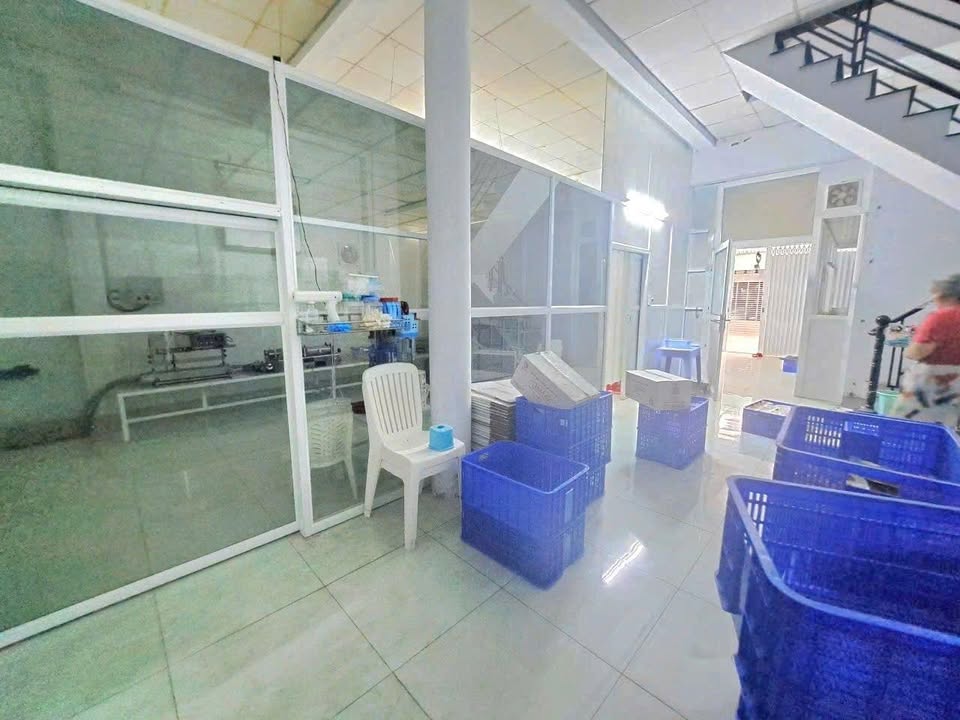 Kho xưởng cho thuê tại Mã Lò, Bình Tân 160m² chỉ 17 triệu/tháng - Tiện lợi cho sản xuất nhẹ!