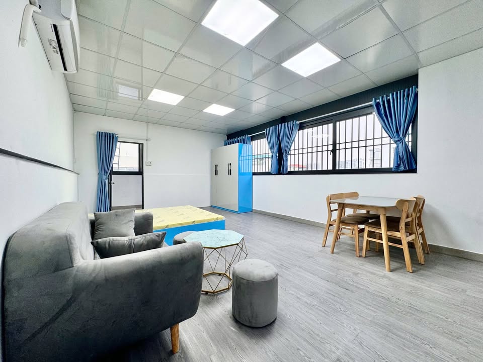 Căn hộ 1PN đường Bạch Đằng, Tân Bình - Ban công cực kỳ rộng, gần sân bay Tân Sơn Nhất!