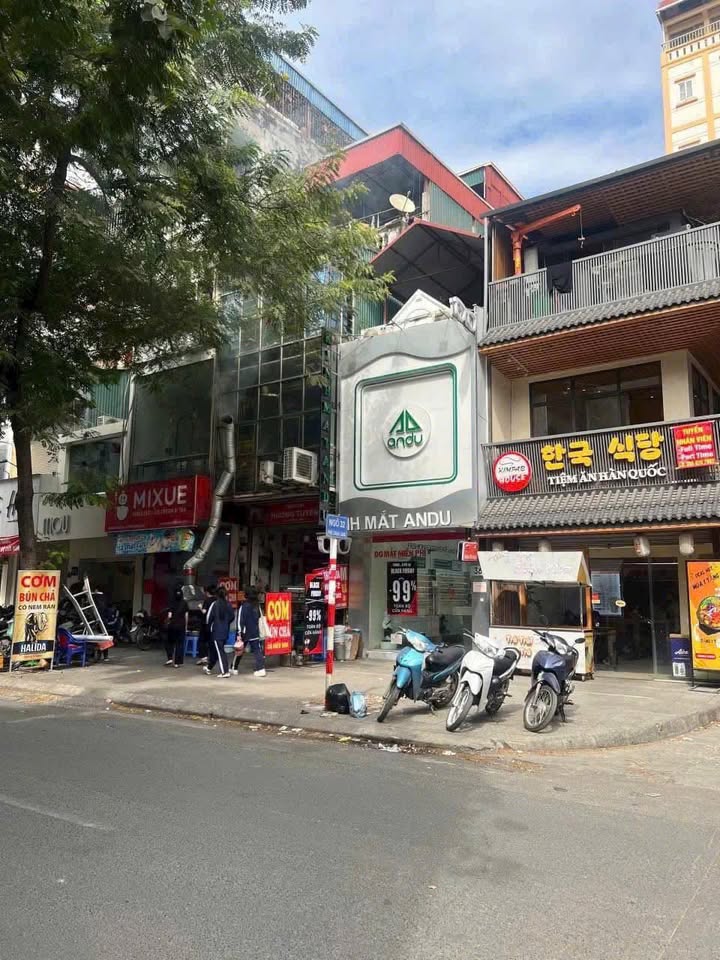 Mặt bằng cho thuê Chùa Láng 65m² - Vị trí đắc địa, đông sinh viên!