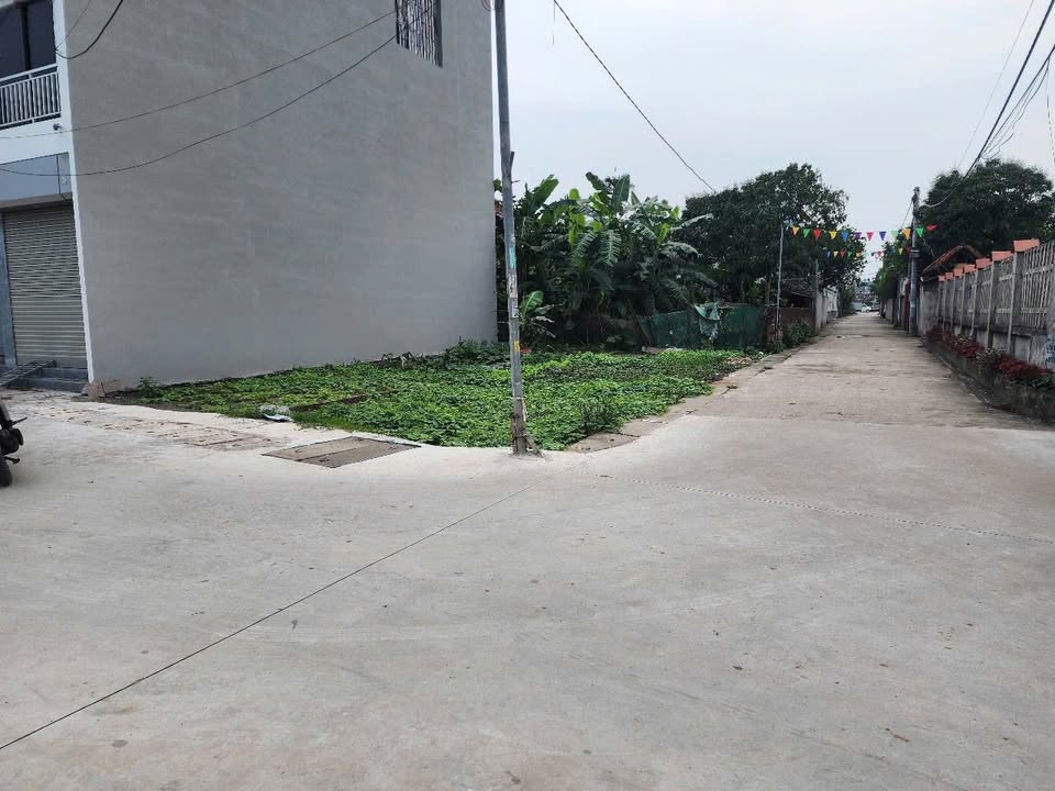 Lô đất Phùng Hưng, Khoái Châu 105.9m² giá 2.118 tỷ - Vị trí đắc địa, pháp lý rõ ràng!