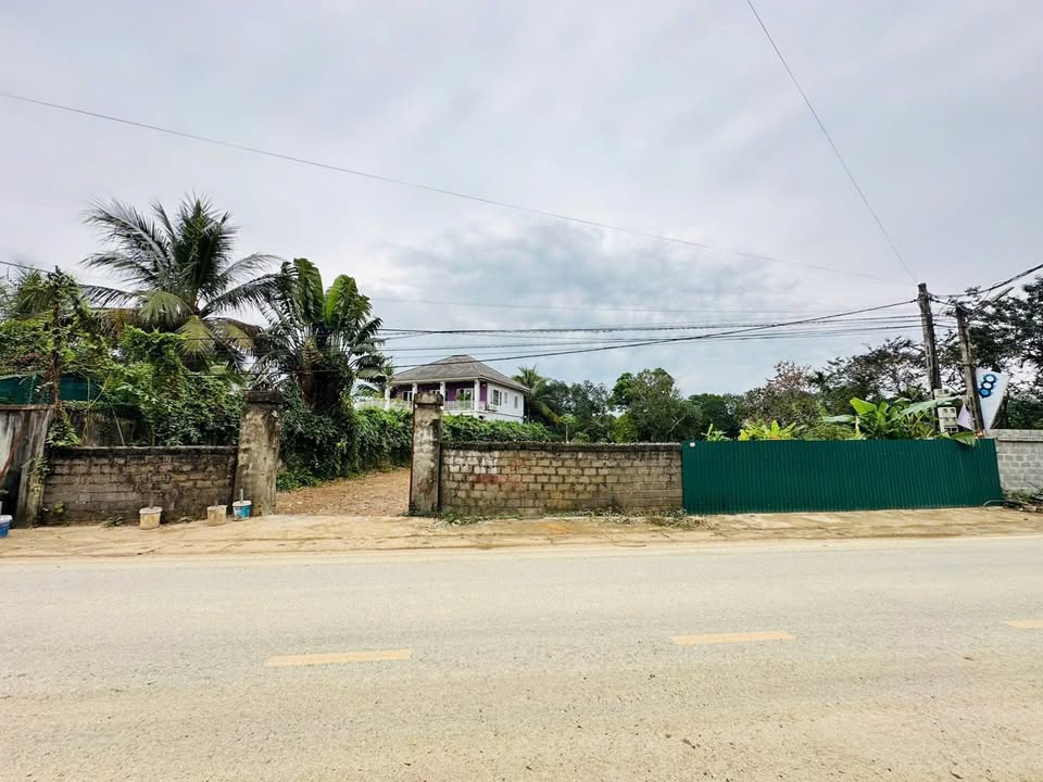 Đất thổ cư 400m² mặt tiền 18m trục chính Phan Đình Giót - Cơ hội đầu tư hấp dẫn!