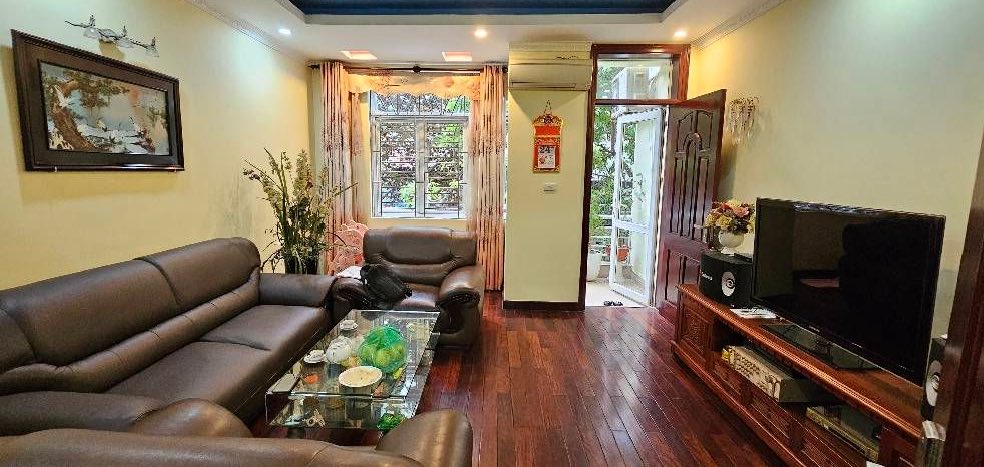Nhà liền kề Văn Phú Hà Đông 80m² giá 19 tỷ - Tiềm năng đầu tư vượt trội!