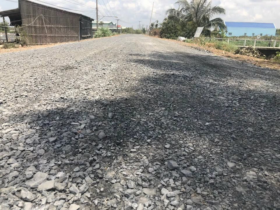 Đất mặt tiền Long Hải, Gò Công Tây 5000m² giá 3 tỷ - Cơ hội đầu tư tuyệt vời!