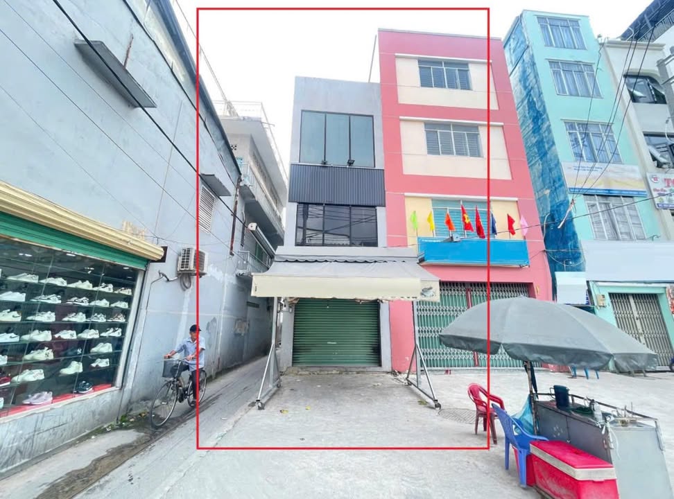 Nhà mặt tiền Cách Mạng Tháng 8, Tân Bình 54m² - Kinh doanh ngay!