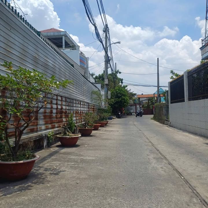 Nhà phố An Lạc, Bình Tân 28m² giá chỉ 2.99 tỷ - Tiện ích đầy đủ, gần Aeon Mall!