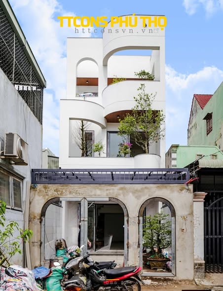 Nhà phố hiện đại 3 tầng tại Việt Trì 100m² giá 1.5 tỷ - Thiết kế chuẩn, thi công dễ dàng!