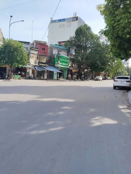 Nhà 2 tầng Nguyễn Trãi, TP Thanh Hóa, 570m² giá 57 tỷ - Cơ hội kinh doanh tuyệt vời!