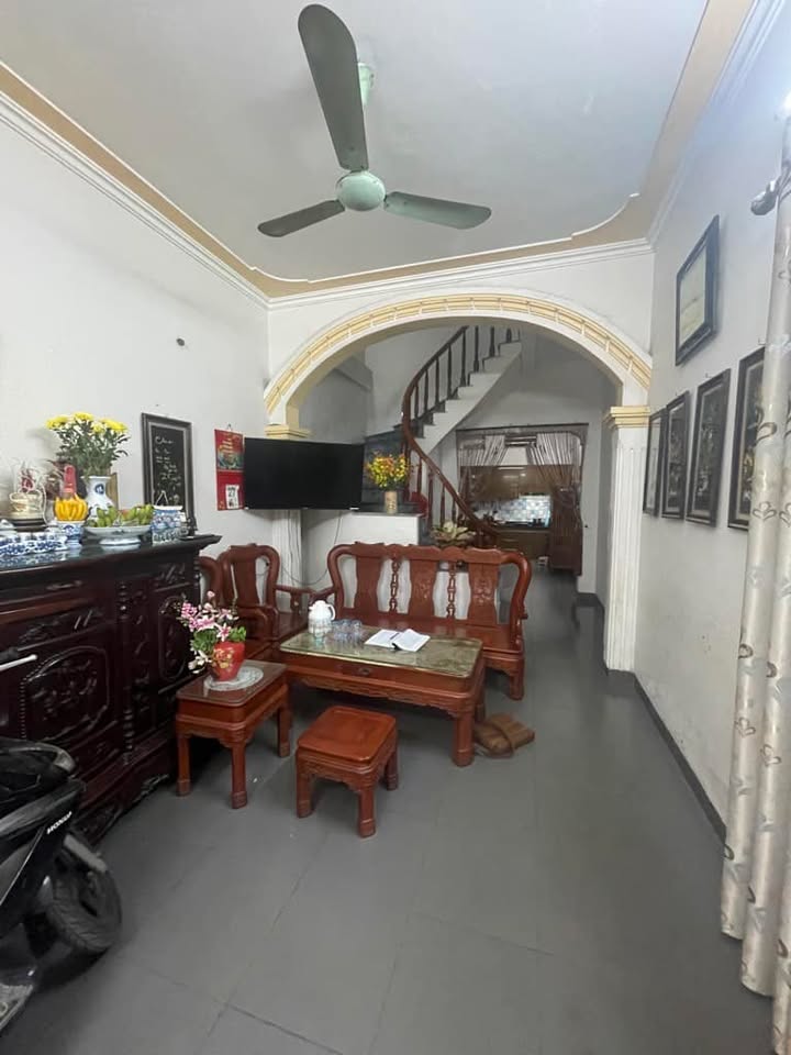 Đất Bồ Đề Long Biên 63m² giá 12 tỷ - Đầu tư sinh lời với nhà 5 tầng cho thuê