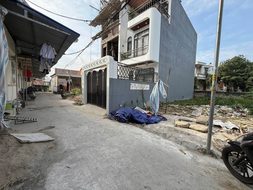 Căn hộ chung cư Quỳnh Hoàng An Dương 74.5m² giá 1.9 tỷ - Sẵn sàng kinh doanh!