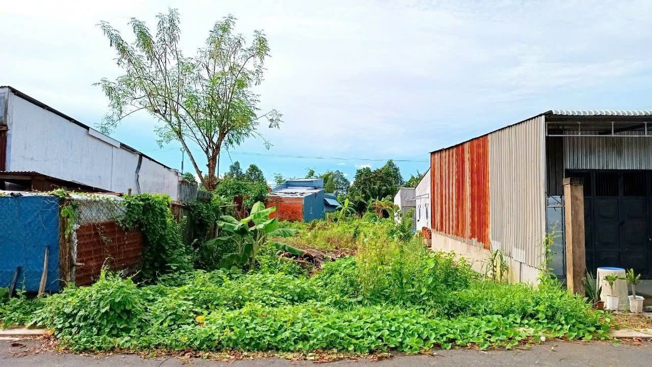 Đất nền phường Sóc Trăng 3290m² giá 4 tỷ - Mặt tiền đường Cao Thắng, vị trí đắc địa!