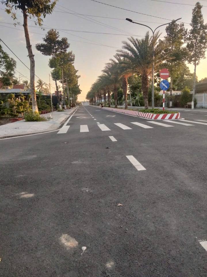 Đất nền ấp Hành Chính, Thị trấn Phước Long 124m² giá chỉ 400 triệu - Vị trí đắc địa cho đầu tư!