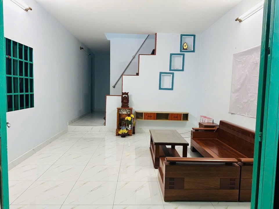 Nhà Trệt Lầu Đường Dương Đình Hội Q9 91m² giá 4.6 tỷ - Đẹp, Sân Rộng, Chính Chủ!