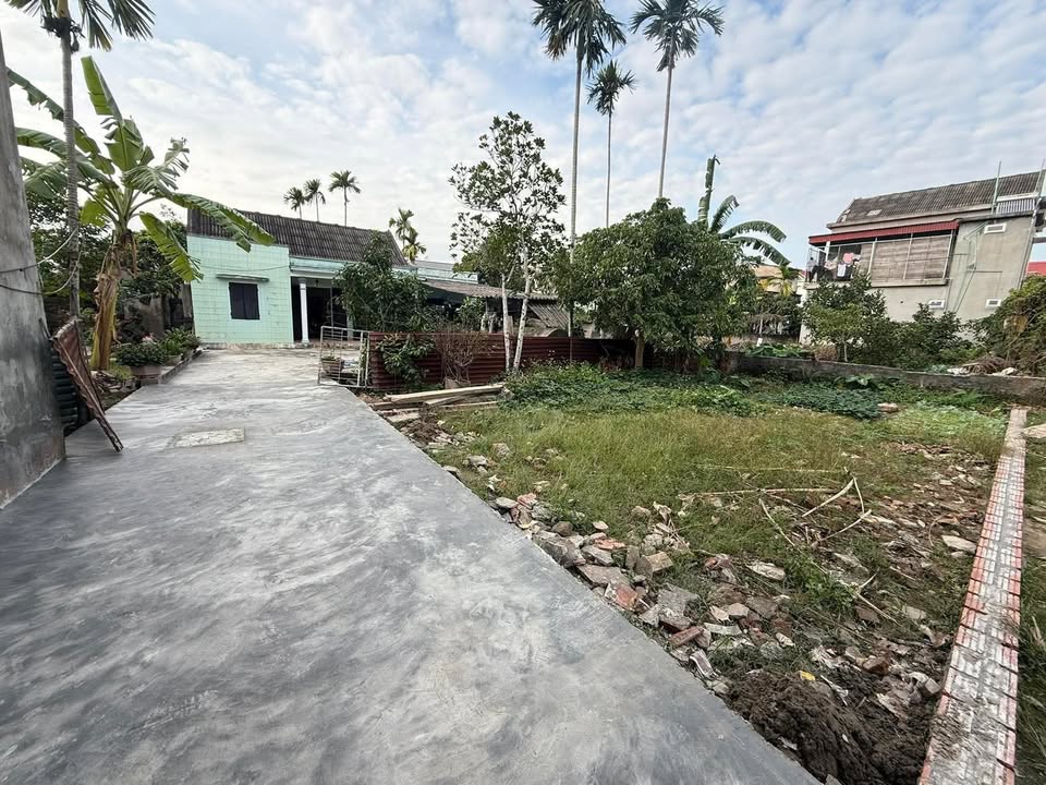 Đất thổ cư 70m² tại thị trấn Thanh Hà giá chỉ 900 triệu - Vị trí đắc địa gần trường cấp 3!