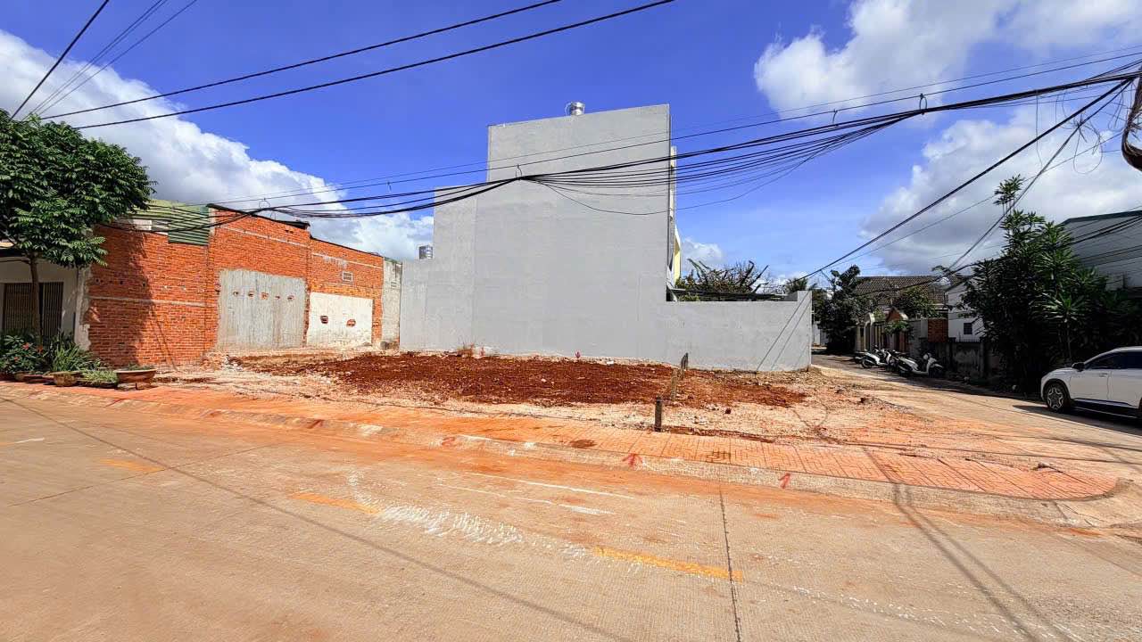 Đất thổ cư Hẻm 61 Lê Thị Riêng, Buôn Ma Thuột, 67.6m² giá 2.35 tỷ - Cơ hội đầu tư tuyệt vời!