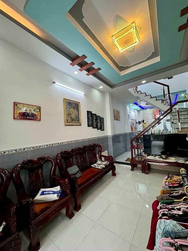 Nhà riêng Tân Hưng Thuận, Quận 12, 90m² giá 5 tỷ - Hẻm văn minh, gần ĐHT 02!
