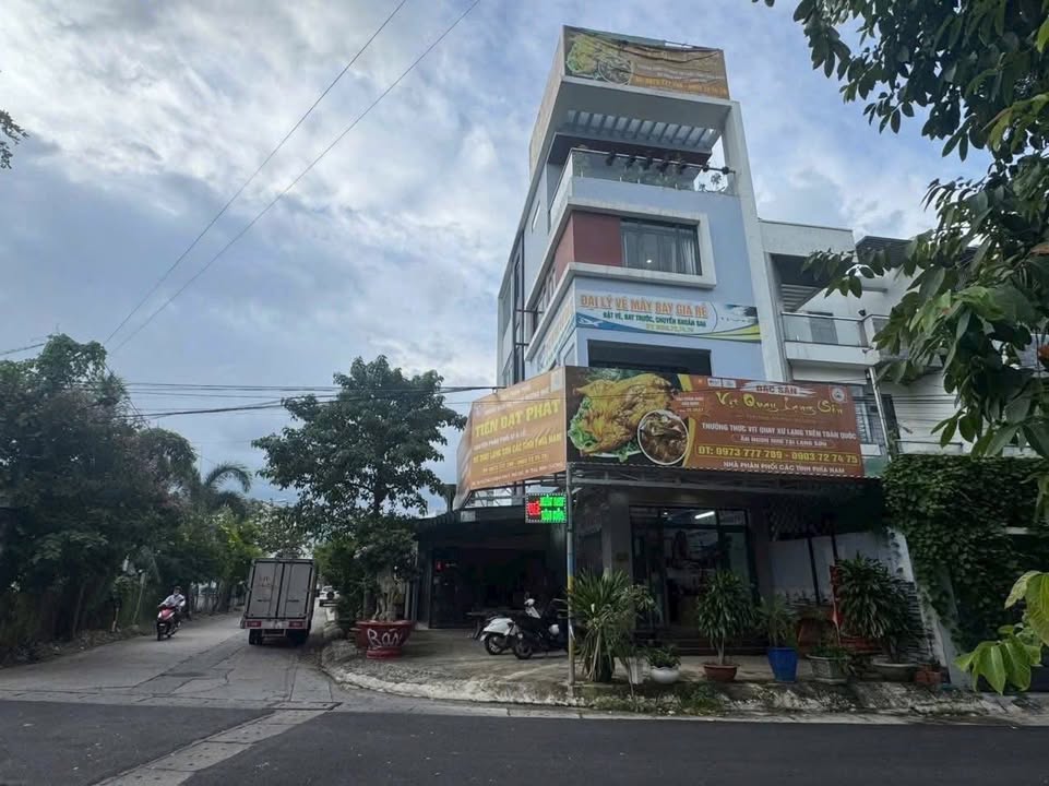 Cho thuê FrontHouse 814 Huỳnh Văn Lũy, Thủ Dầu Một 120m² - Căn góc 2 mặt tiền lý tưởng!